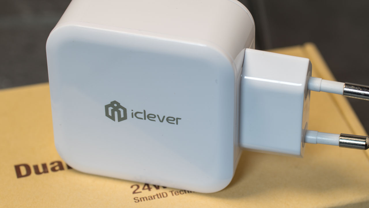 Dual Port USB Ladegerät von iClever im Test iClever IC-TC02 24W Dual USB Ladegerät