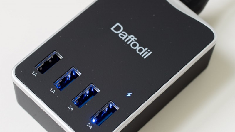 Daffodil UMC30 – 6A 30W USB Ladegerät Test Review Netzteil 