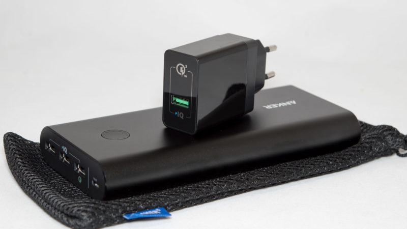Anker PowerCore+ 26800mAh Premium Externer Akku USB Ladegerät Kombo mit Qualcomm Quick Charge 3.0-9