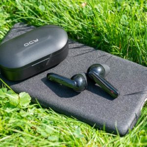 QCY T3 TWS Test, Semi-in-Ear Design?