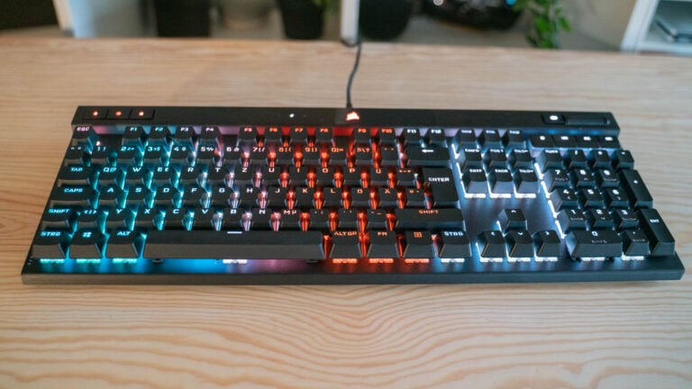 Die CORSAIR K70 RGB PRO Gaming-Tastatur im Test
