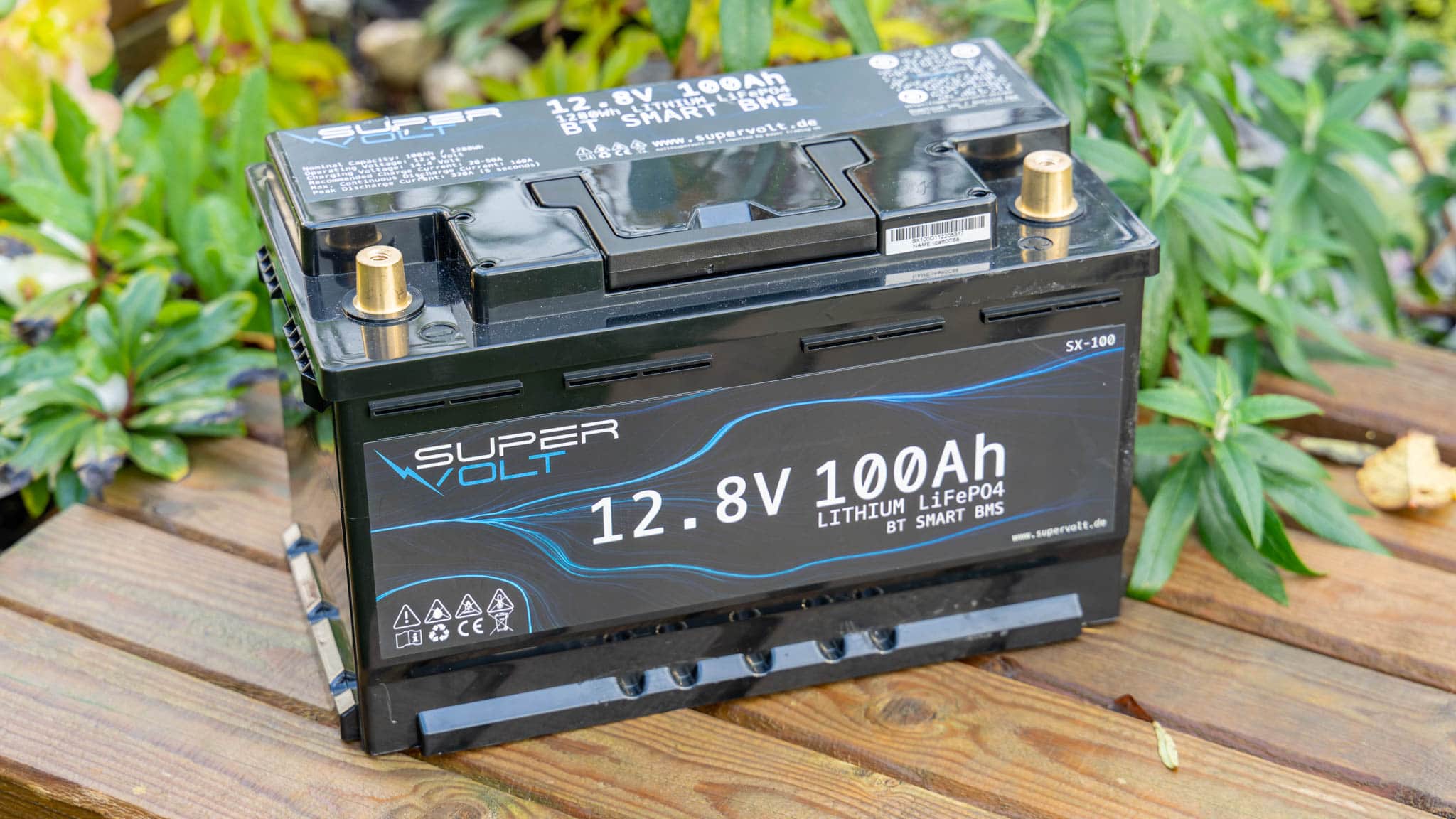 Test: Supervolt LiFePO4 100Ah 12.8V Lithium Batterie, ein