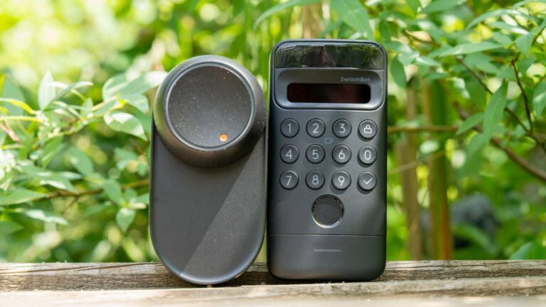 SwitchBot Smart Lock Ultra im Test – Leiser Motor, Backup-Batterie & universelle Kompatibilität