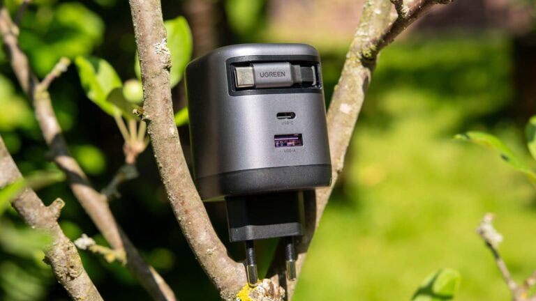 UGREEN X605 Test: 65W Ladegerät mit ausziehbarem USB-C Kabel im Test