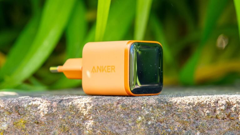 Schnell zugreifen? Anker Nano Charger 45W mit Smart Display im Test