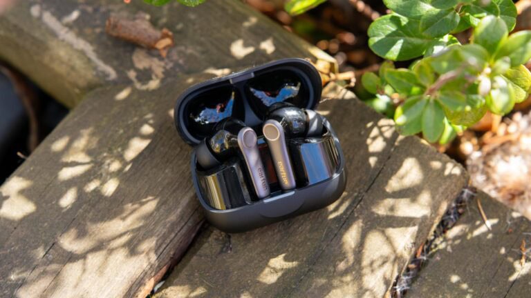 Die EarFun Air Pro 4+, das „Flaggschiff“ von EarFun mit aptX Lossless, Dual-Treibern, ….
