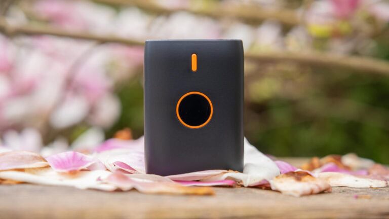 Klein, aber nicht gut genug! Die XHC-N84 10.000-mAh-Powerbank im Test