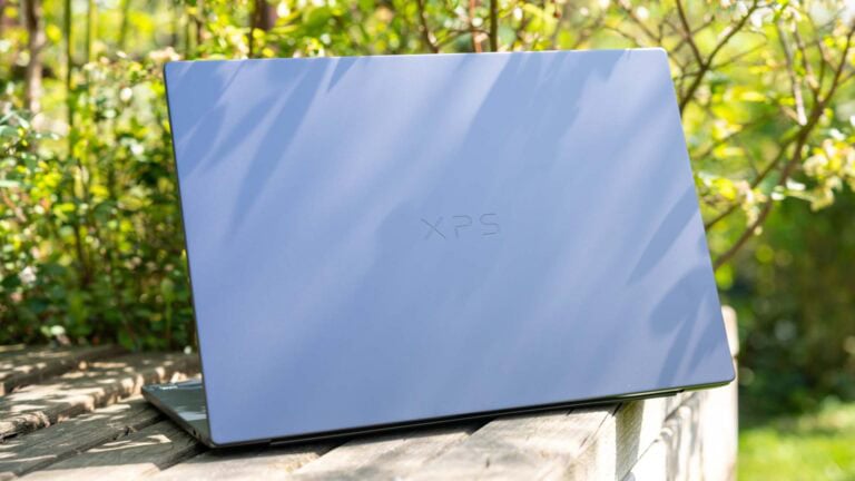 Test: Dell XPS 16 2026 DA16260, Glas-Premium trifft Panther Lake