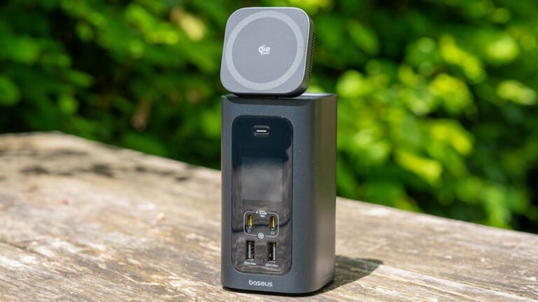 Baseus Spacemate RD1 Pro im Test: 15-in-1-Dock mit 3x 100 W USB-C, 160 W Powerbudget und Qi2