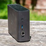 Synology BeeStation Plus seitliche Ansicht