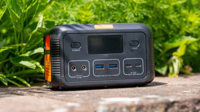 SONOPOWER P100 Test: Mini-Powerstation mit 230V-Steckdose & 100W USB-C