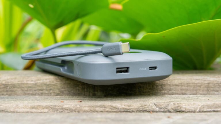 Belkin UltraCharge Pro im Test: 27.000 mAh und 140 W – wie gut ist die High-End-Powerbank?